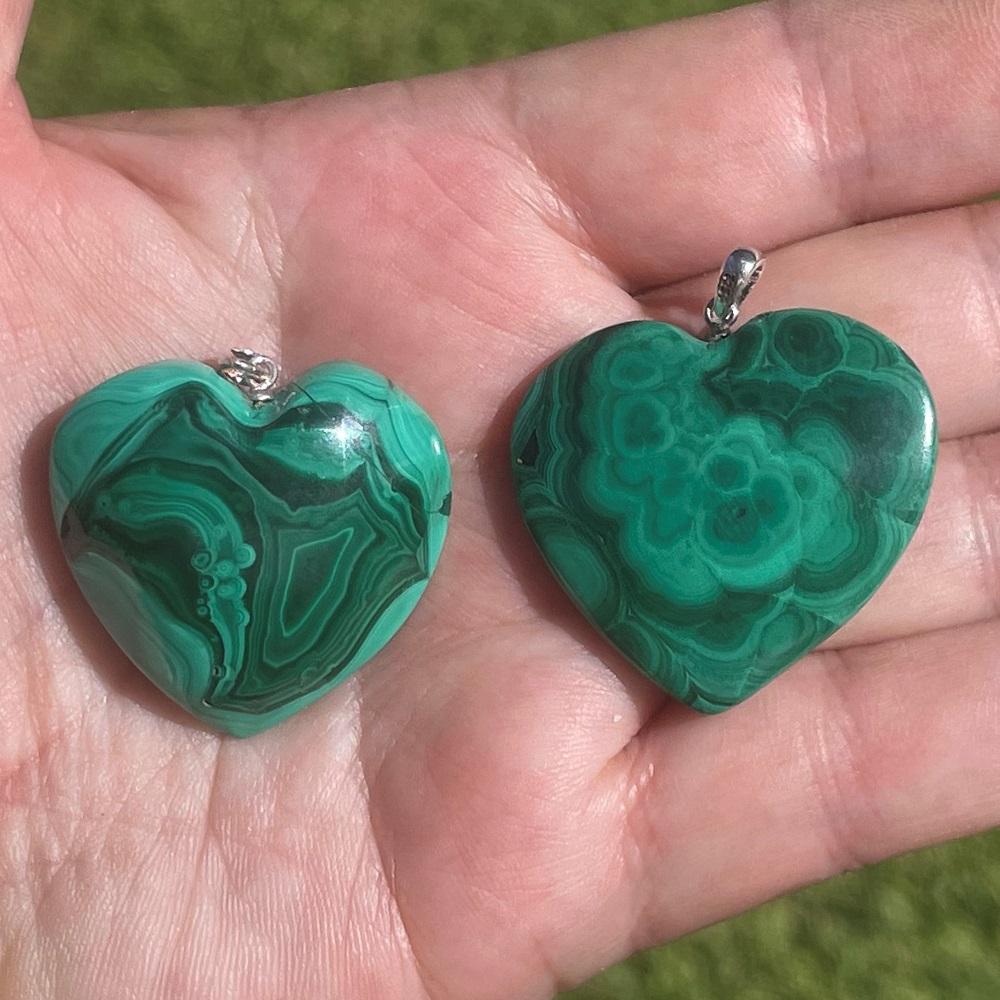 Malachite Heart Necklace With Crystals - KAMARIA