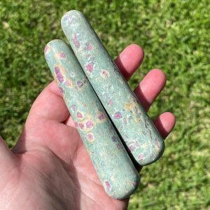 Ruby in Fuchsite Wand from India