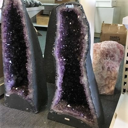 newly discovered amethyst caves