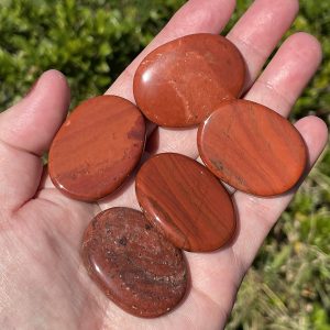red jasper thumb stones