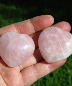 rose quartz hearts