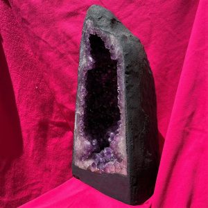 high quality amethyst cave from Brazil