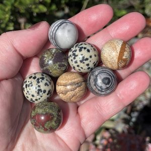 small spheres 20mm balls