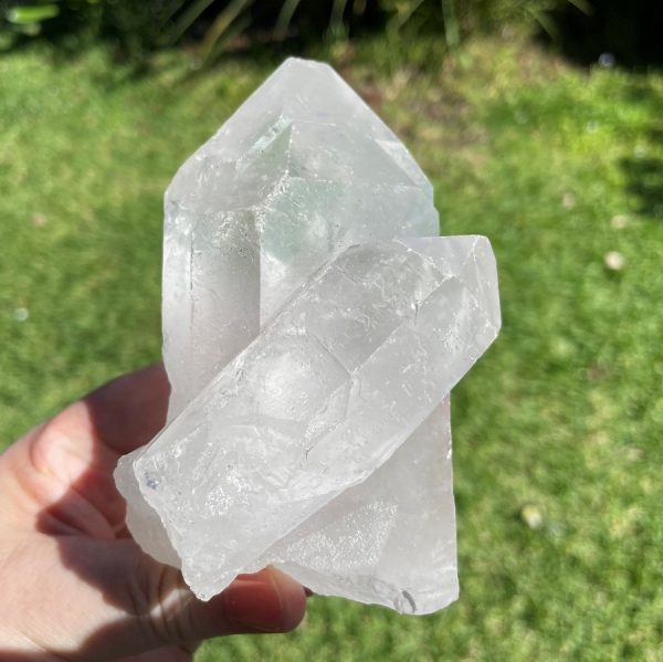 lear Quartz cluster in family formation