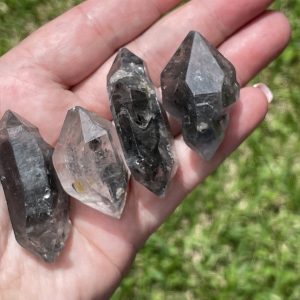 Sichuan Quartz Crystals
