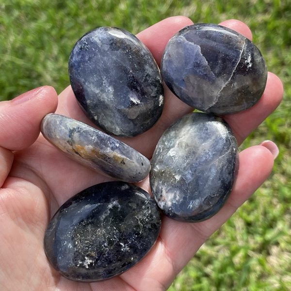 Iolite thumb stones
