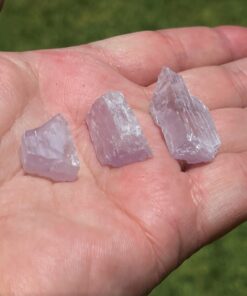natural lilac kunzite crystal