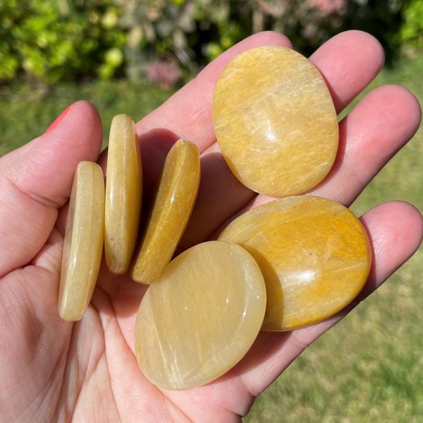 golden quartz cabochon from India