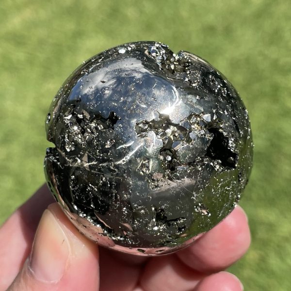 iron pyrite ball of A+ grade