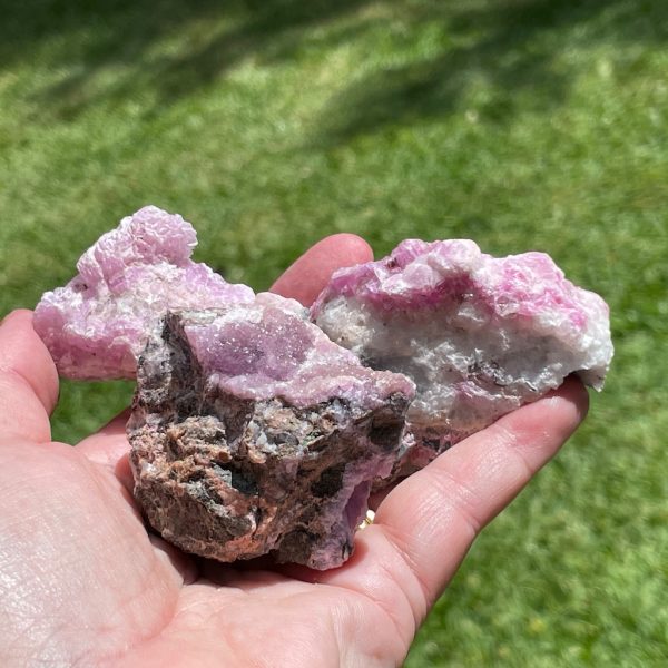 pink cobalto calcite clusters